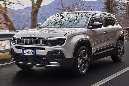 Новым драйвером продаж Jeep стал кроссовер с начинкой Peugeot